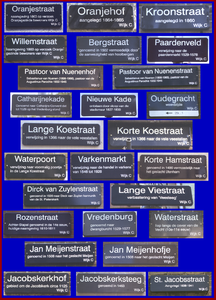 716558 Collage van moderne straatnaamborden, met uitleg, van alle nog bestaande straten in Wijk C